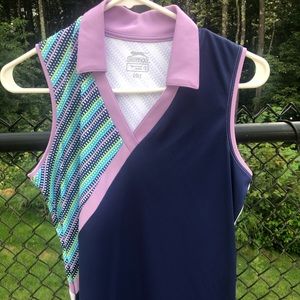 Women’s golf sleeveless shirt